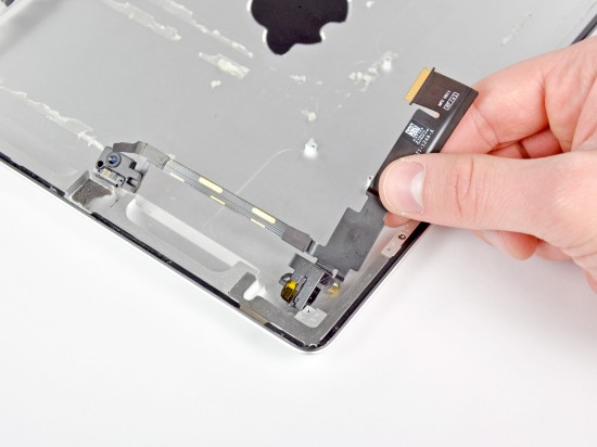 iFixiti poolt demonteeritud iPad 2 - esikaamera eemaldamine