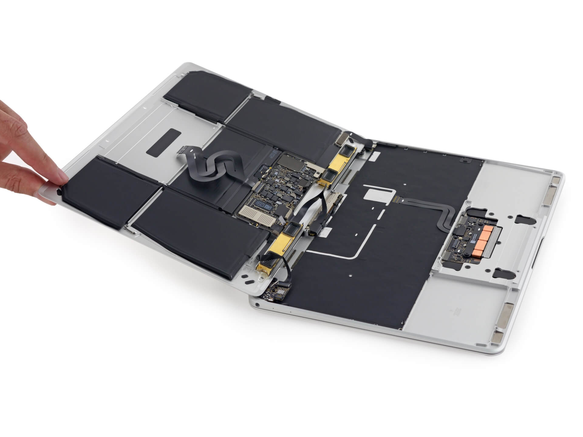 Uue MacBook - iFixiti lammutamine