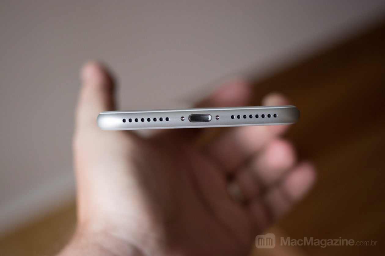 Apple ei vahetanud iPhone 7/7 Plussi enam garantiipoolsete mikrofoniprobleemide korral
