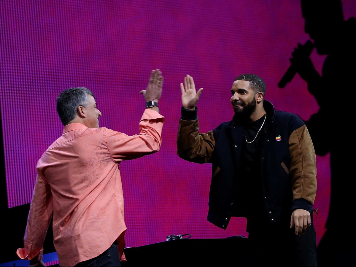Drake'i uus laul "Jumala plaan" purustas Apple Musicus ühe päeva jooksul 14 miljoni näidendi rekordi