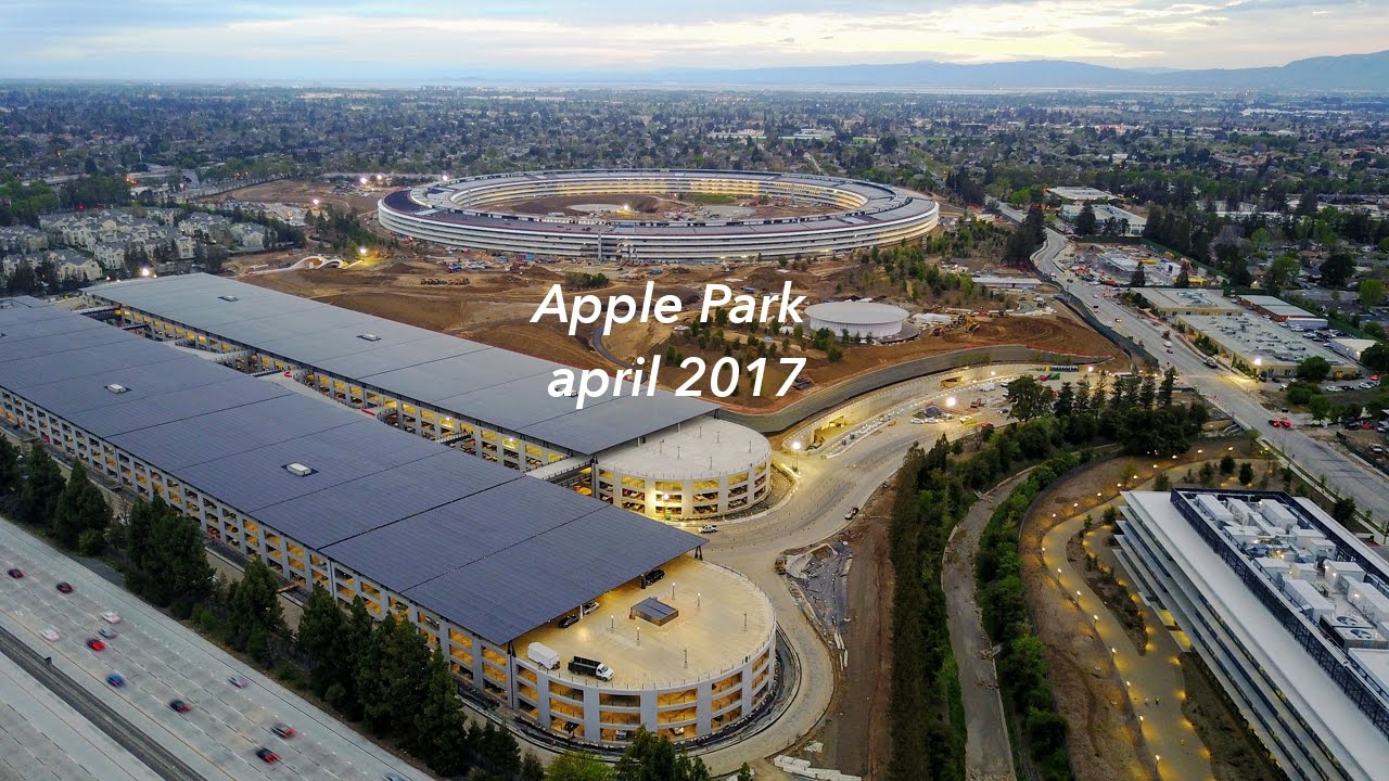 Droon lendas Apple Pargi kohal, näidates juba hõivatud teadus- ja arendustegevuse hoonet ning andes meile arhitektuurilise orgasmi [atualizado 2x: mais vídeos!]