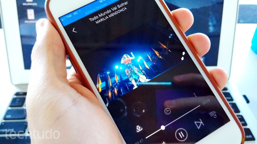 Siit saate teada, kuidas kasutada rakendust Young Radio Pro iPhone'is tasuta muusika kuulamiseks. Foto: Helito Beggiora / TechTudo