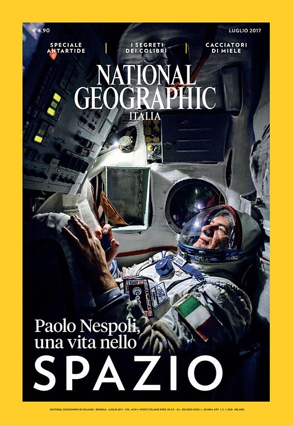 Selle kuu National Geographici kaanet pakuvad kosmoselaeva simulaator ja iPhone'i välklamp