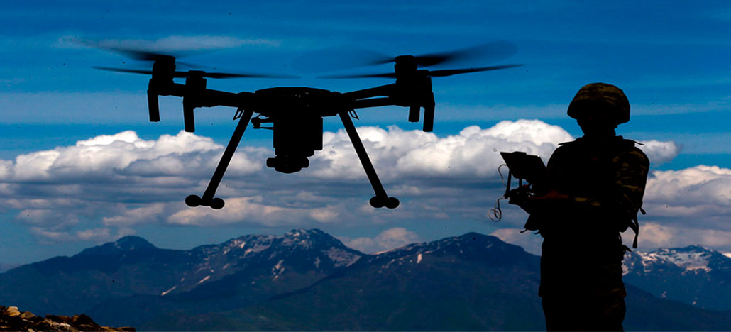 USA armee proovib drooni täitmiseks keset lendu laserit kasutada