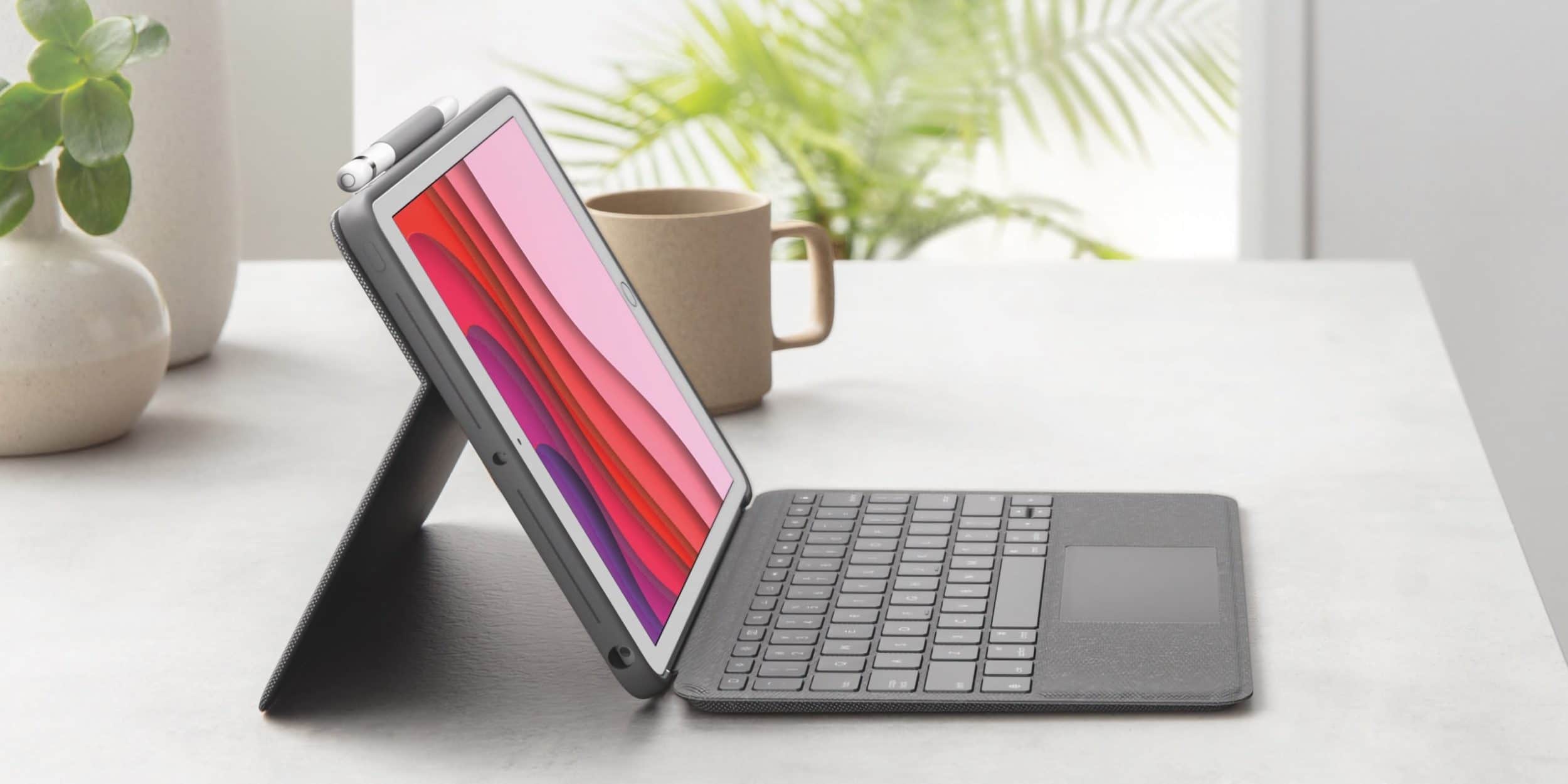 Logitech toob turule klaviatuuri ja puuteplaadiga kaaned iPadile;  Sennheiser ja Anker edastavad uudiseid