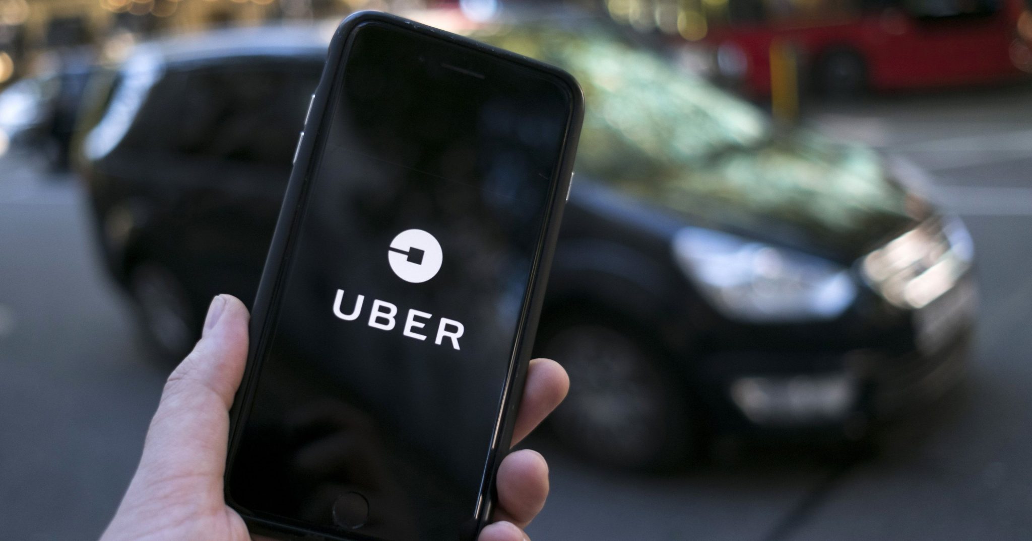Uber õpetab, kuidas platvormil reisides kaotatud telefon taastada