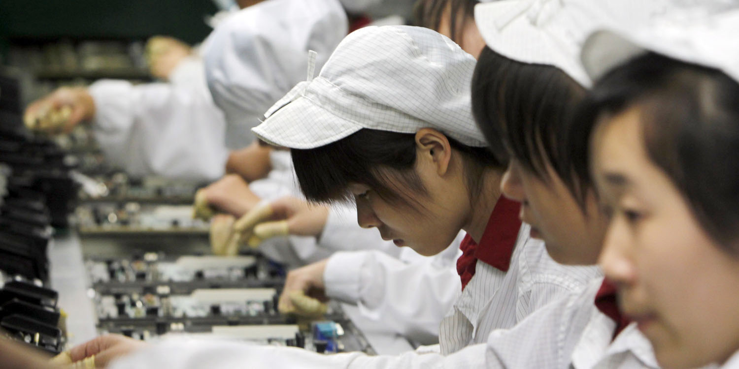 Apple ja Foxconn tunnistavad, et palkavad rohkem ajutisi töötajaid, kui Hiina seadus lubab