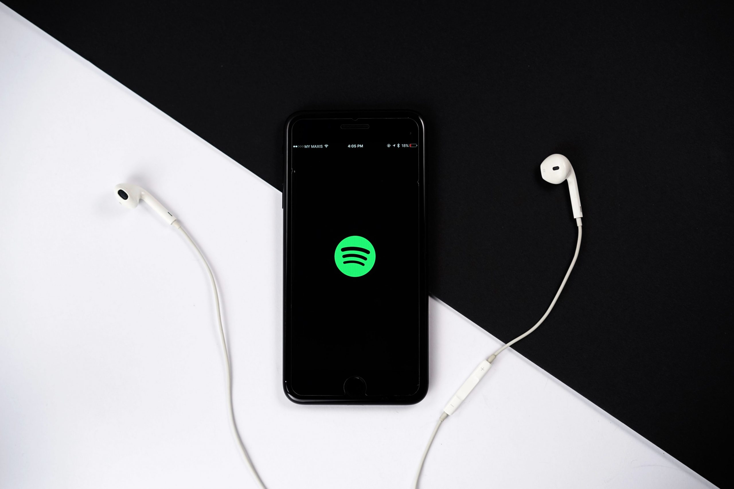 Apple väidab, et ta saab Spotify Premiumi tellijatelt vaid 0,5% vahendustasu