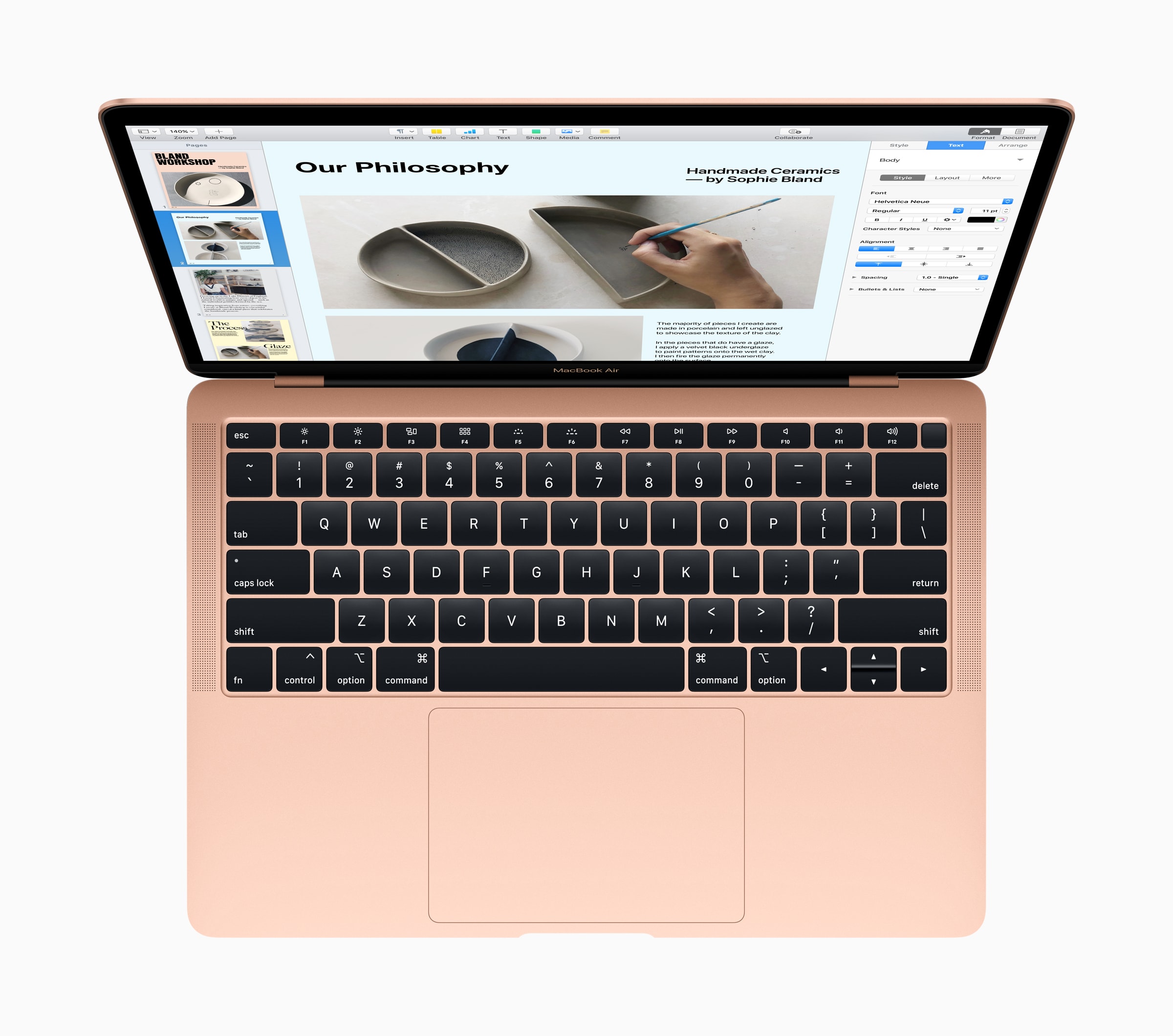 Uus kuldne MacBook Air ülalt klaviatuuriga