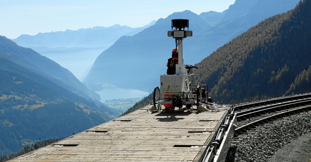 Google Street View saabub Šveitsi Alpidesse