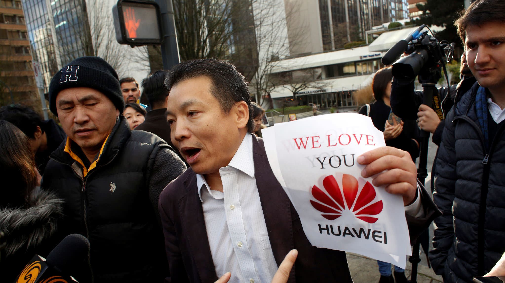 Hiina ettevõtted boikoteerivad Apple'i Huawei abistamiseks