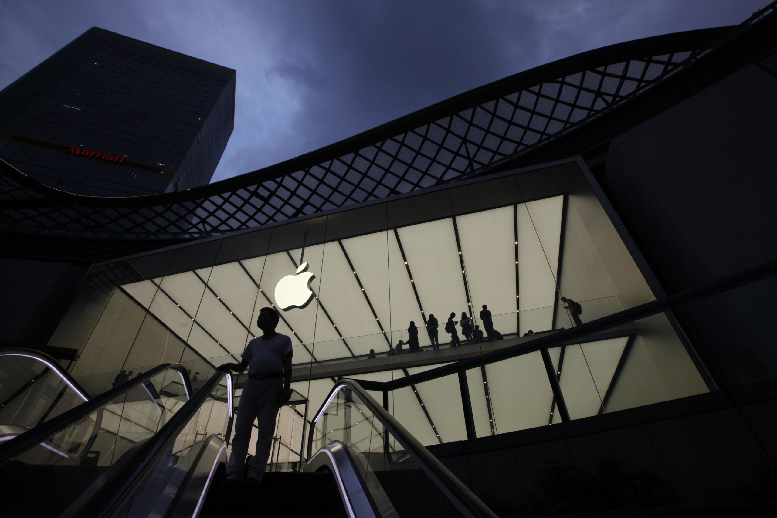 Koroonaviirus: üle poole Hiina Apple'i poodidest on uuesti avatud