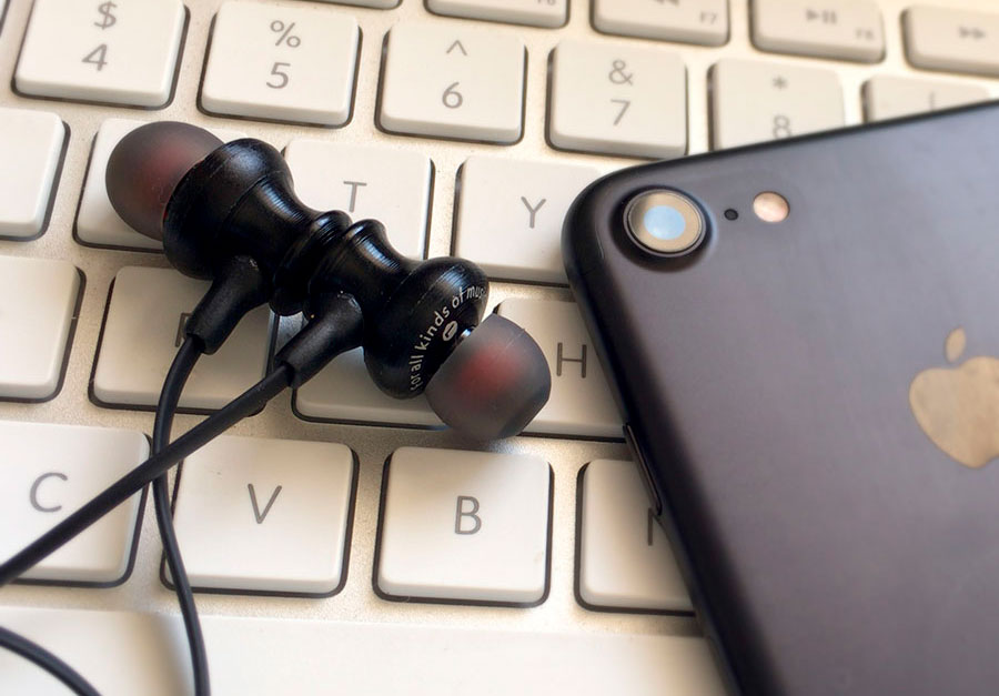 Kuidas oma iPhone'is või iPadis muusika heli tasandada