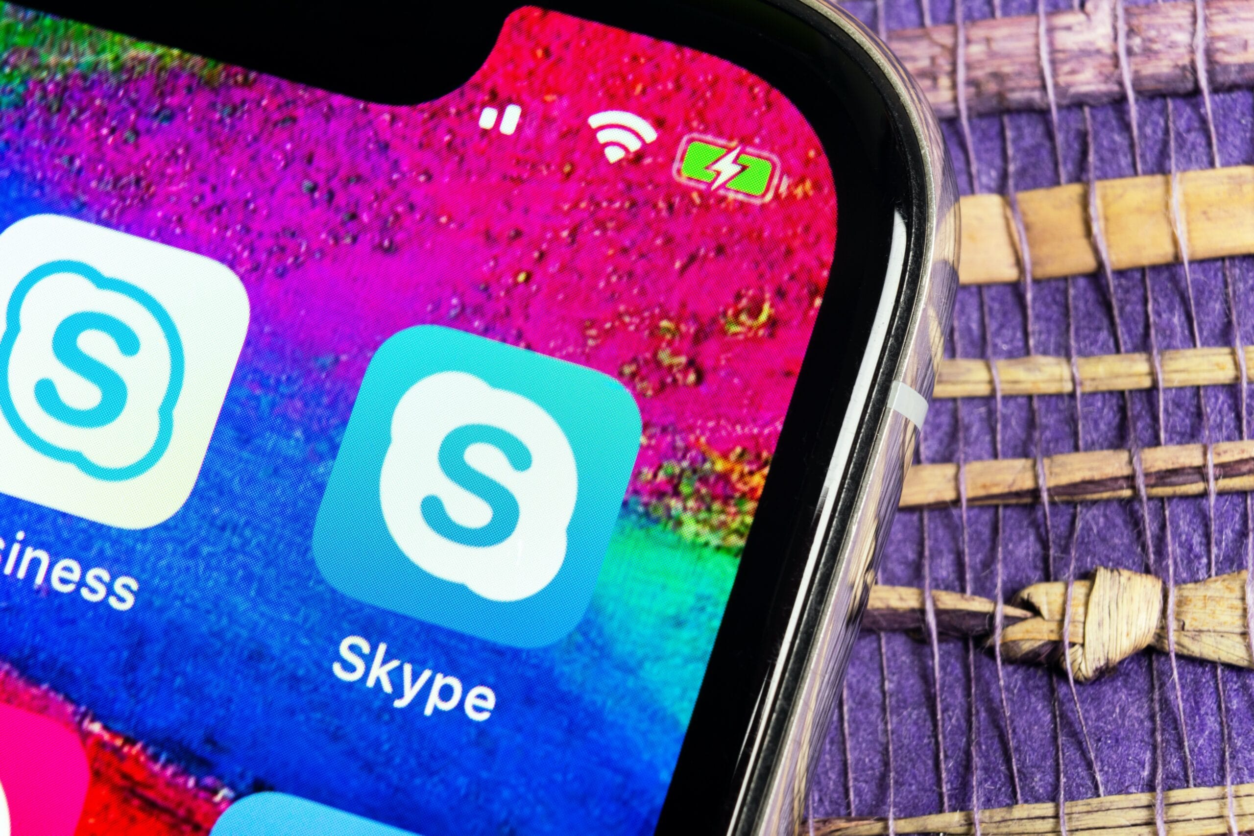 Skype toetab nüüd iOS 13 tumerežiimi;  Mactracker, GoPro ja Google Maps on värskendatud