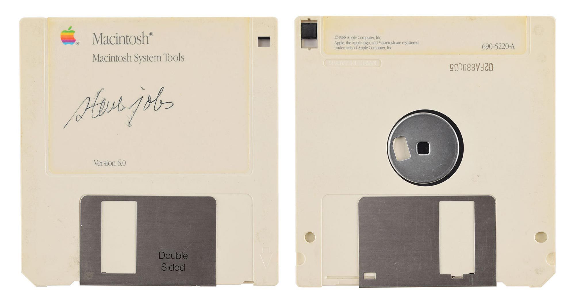 Steve Jobsi allkirjastatud disketi hinnanguline väärtus on 7500 dollarit