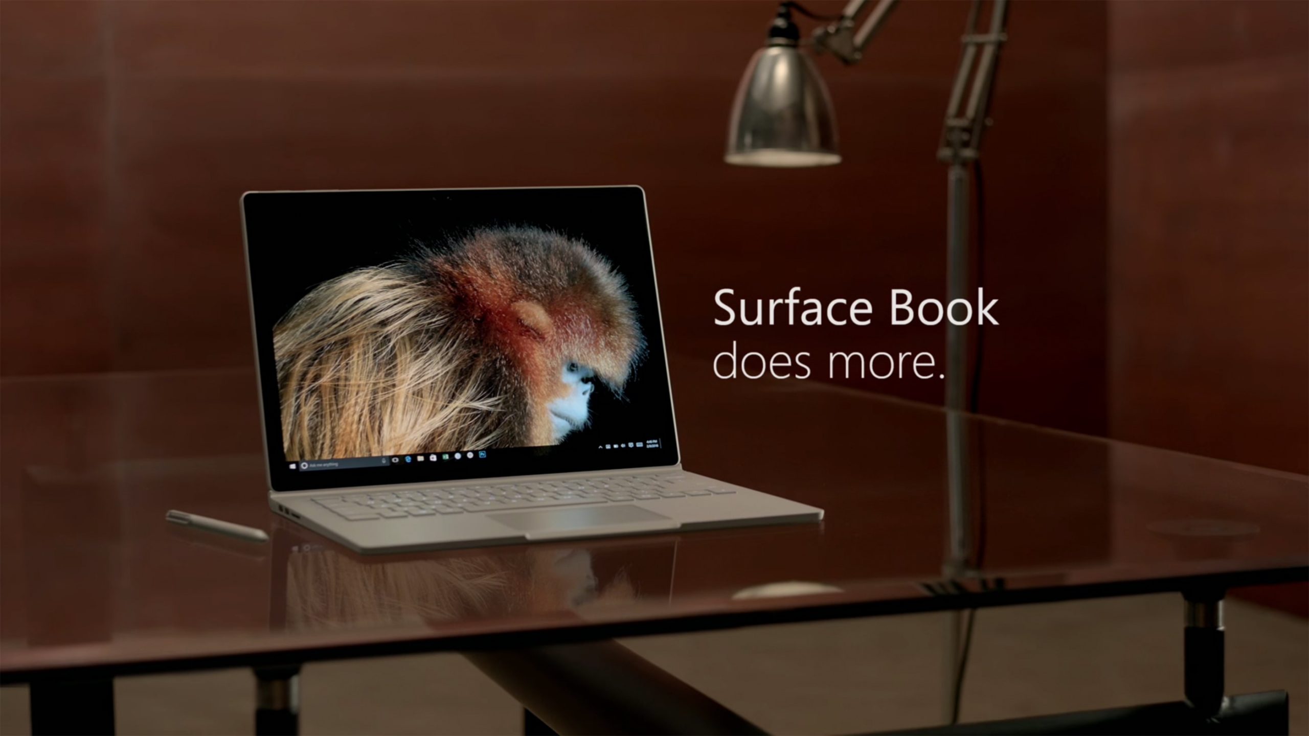 Uus Microsofti Surface Booki reklaam jõuab Maci, kuid "unustab" iPad Pro [atualizado]